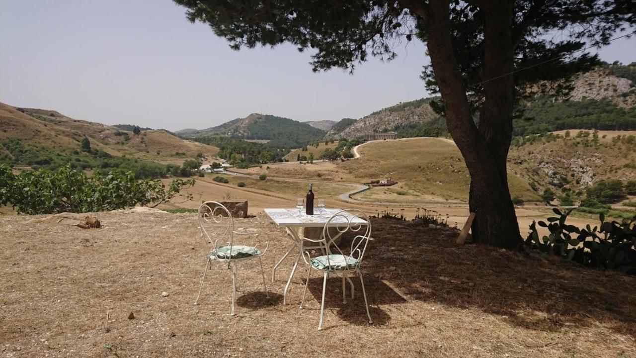 Helimos Bed&Breakfast Segesta Temple-Castellammare カラタフィーミ エクステリア 写真