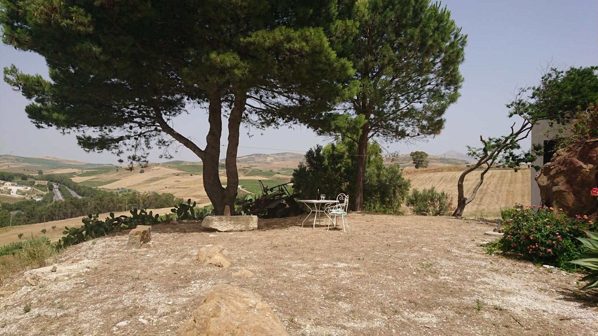 Helimos Bed&Breakfast Segesta Temple-Castellammare カラタフィーミ エクステリア 写真
