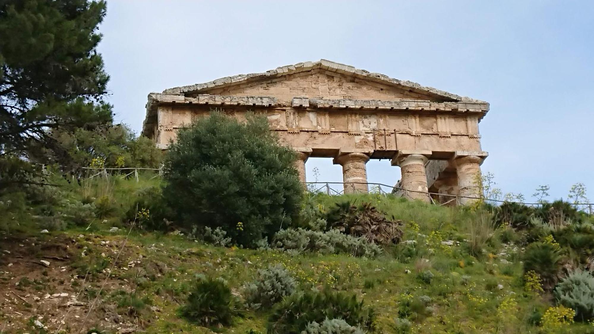 Helimos Bed&Breakfast Segesta Temple-Castellammare カラタフィーミ エクステリア 写真