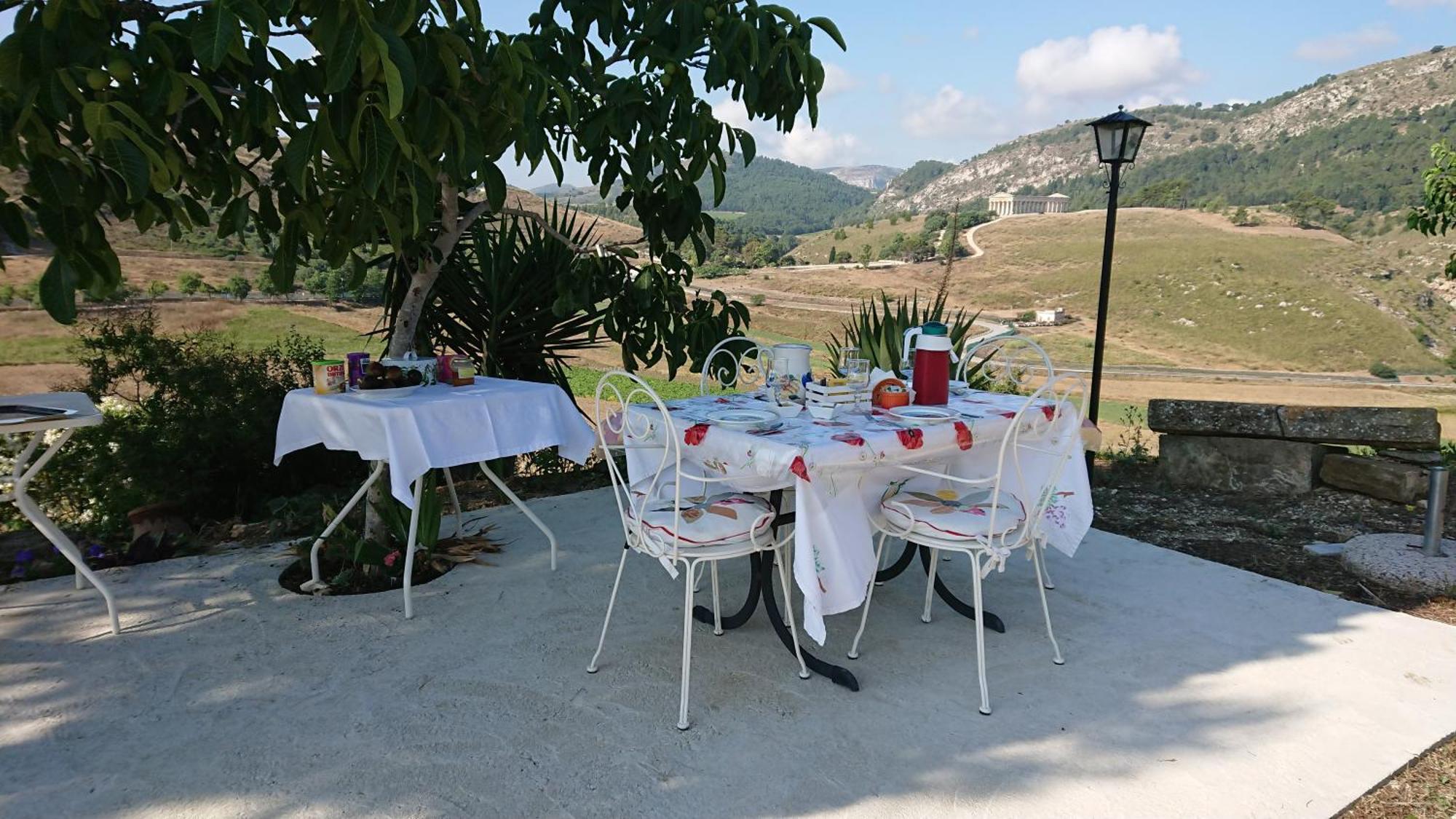 Helimos Bed&Breakfast Segesta Temple-Castellammare カラタフィーミ エクステリア 写真