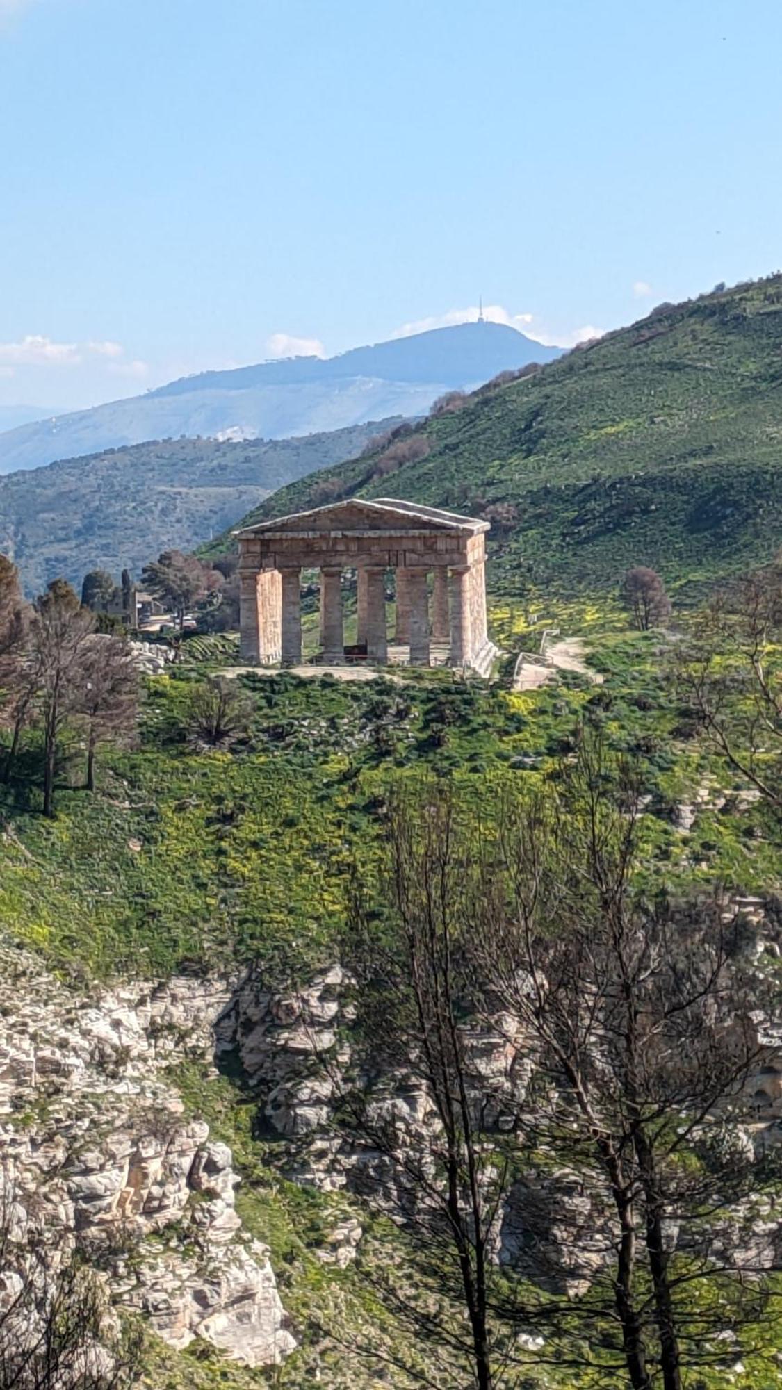 Helimos Bed&Breakfast Segesta Temple-Castellammare カラタフィーミ エクステリア 写真